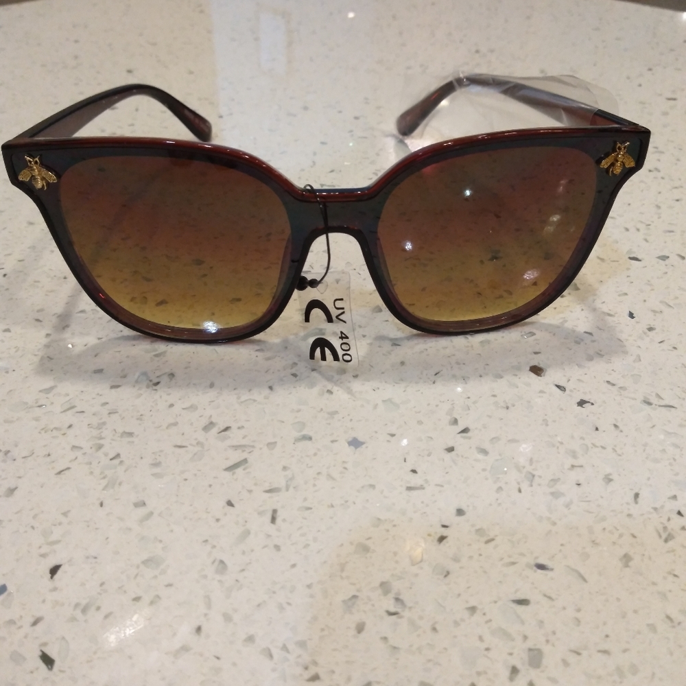 Brown Bumblebee Studded Fashion Sunglasses